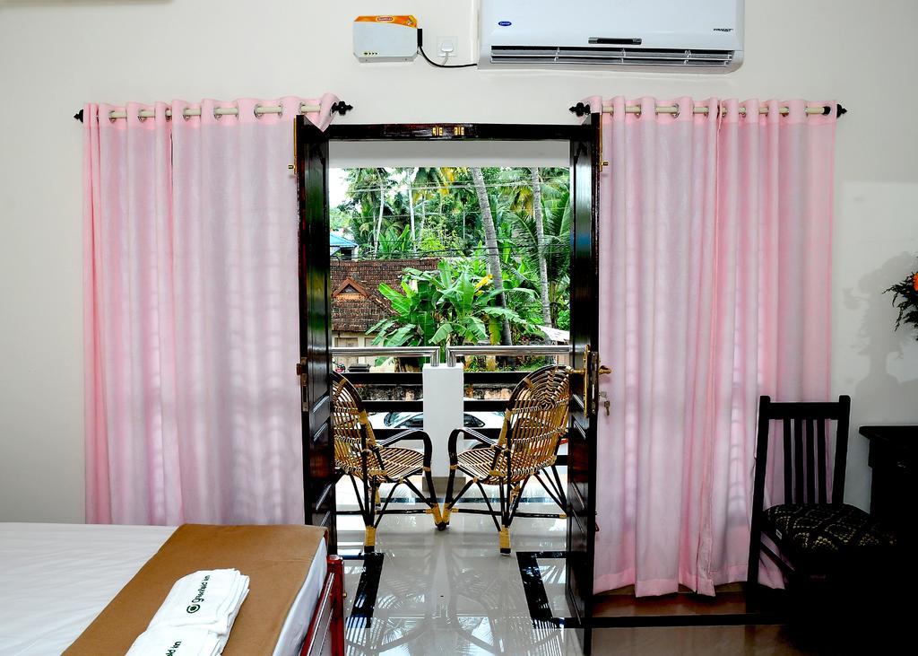 تريفِندرم Greenfield Inn المظهر الخارجي الصورة