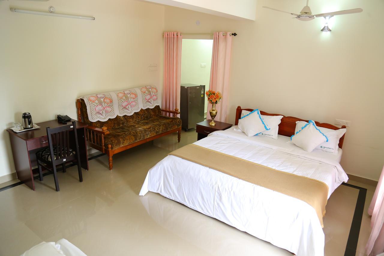 تريفِندرم Greenfield Inn المظهر الخارجي الصورة