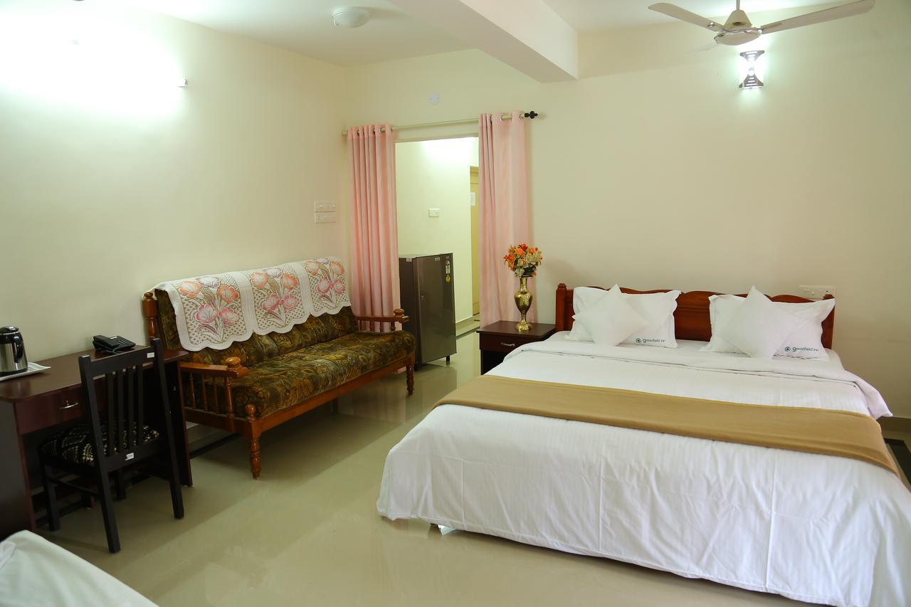 تريفِندرم Greenfield Inn المظهر الخارجي الصورة
