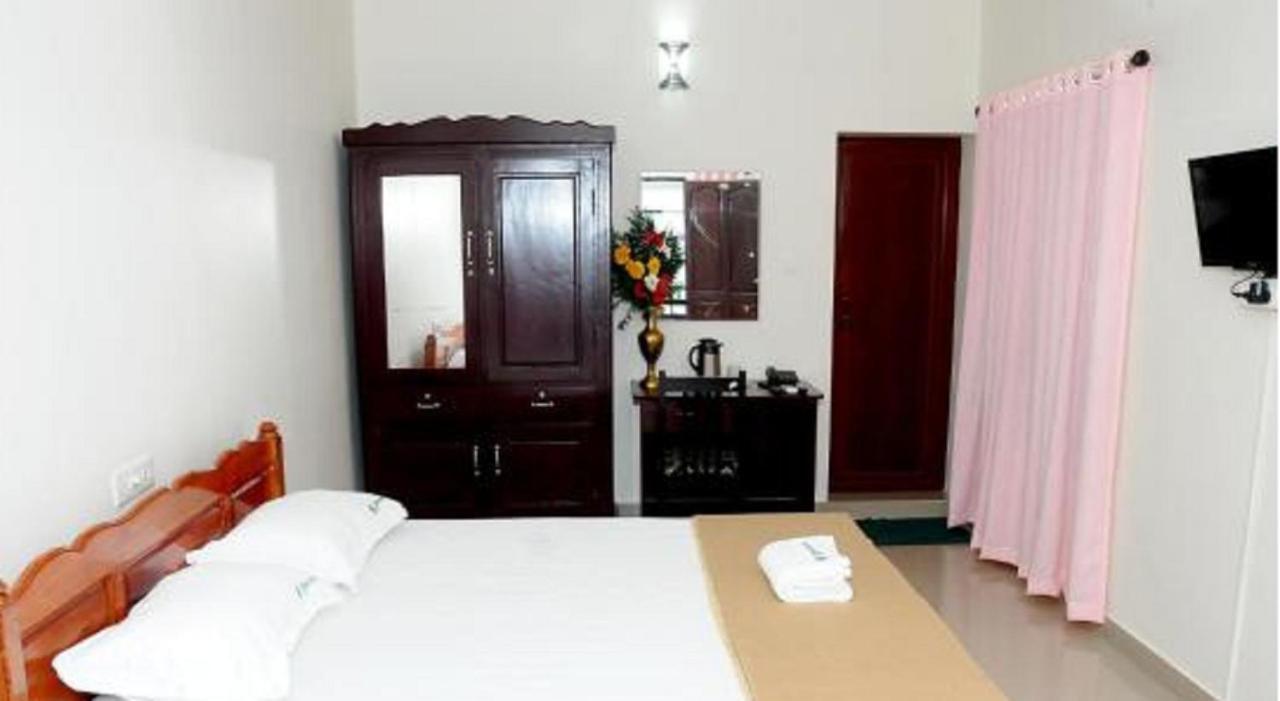 تريفِندرم Greenfield Inn المظهر الخارجي الصورة